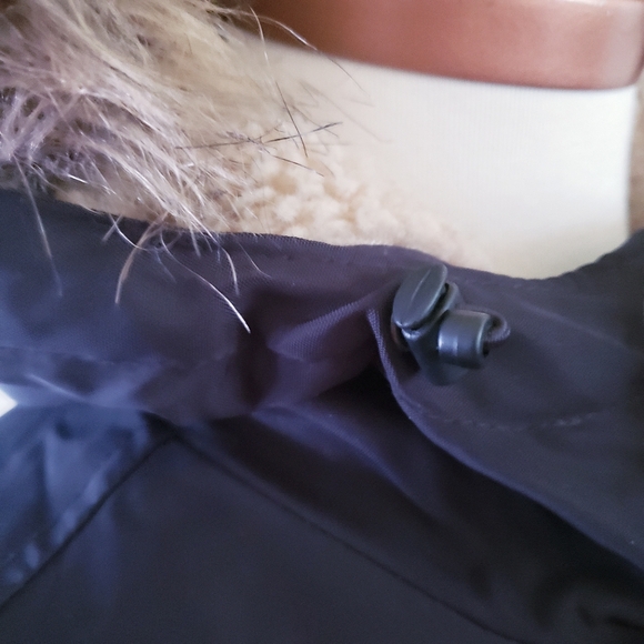 🏷Old Navy Men's Long Parka with Faux Fur - L - Picture 7 of 16